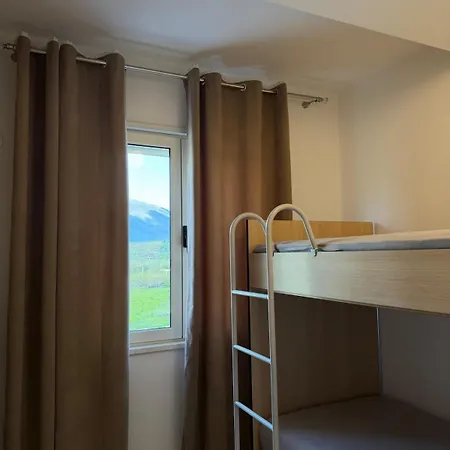 2br With View, Cozy & Modern *