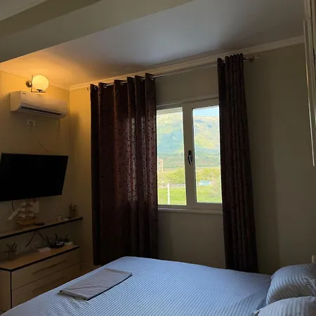 2br With View, Cozy & Modern Lejlighed